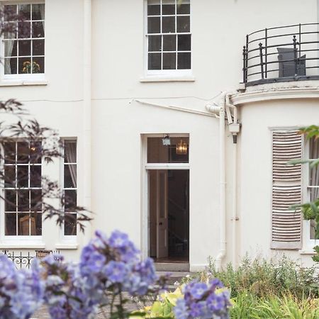 Pantybeiliau House Bed & Breakfast Gilwern エクステリア 写真