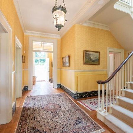 Pantybeiliau House Bed & Breakfast Gilwern エクステリア 写真
