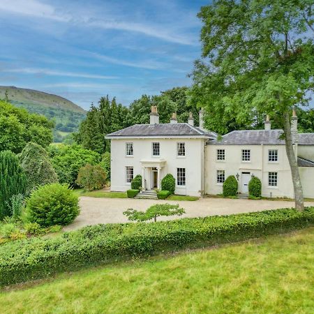 Pantybeiliau House Bed & Breakfast Gilwern エクステリア 写真