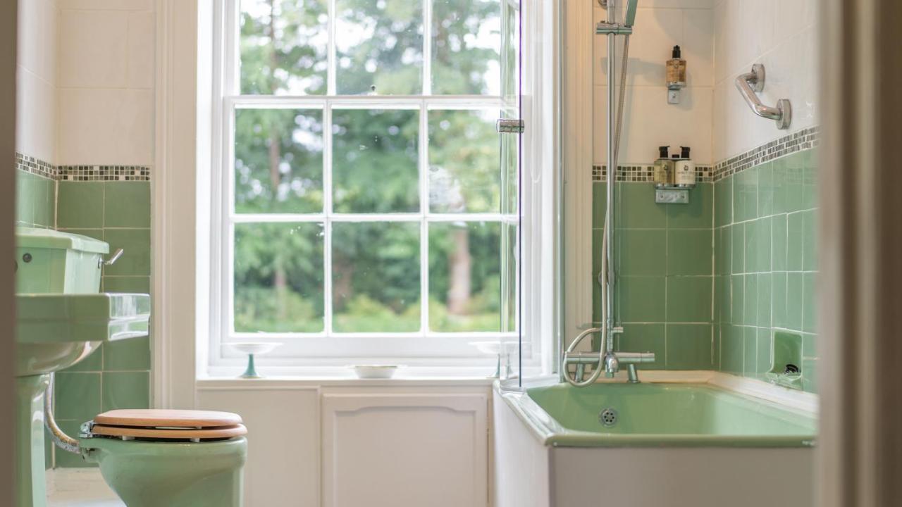 Pantybeiliau House Bed & Breakfast Gilwern エクステリア 写真