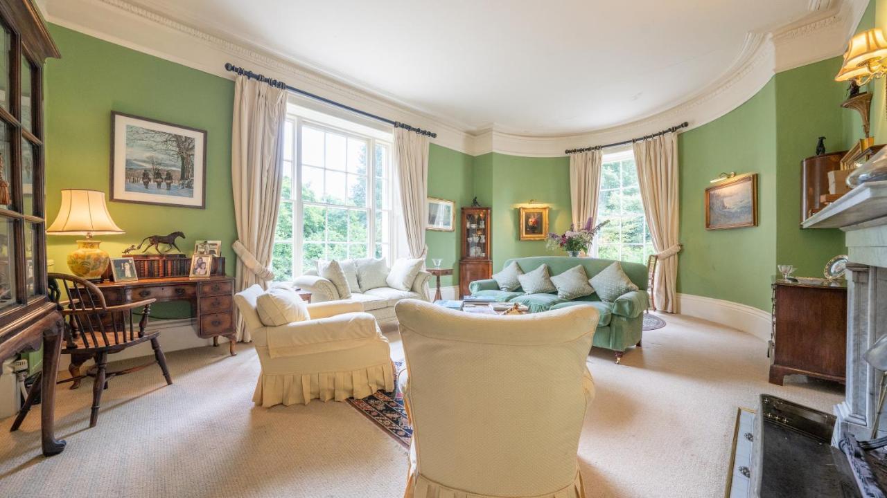 Pantybeiliau House Bed & Breakfast Gilwern エクステリア 写真